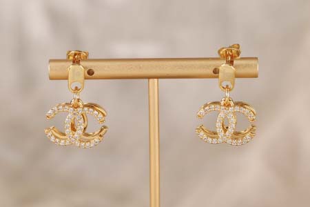 2025年9月25日入荷新品Chanelピアスギフト/誕生日/記念品/アクセサリーxin工場
