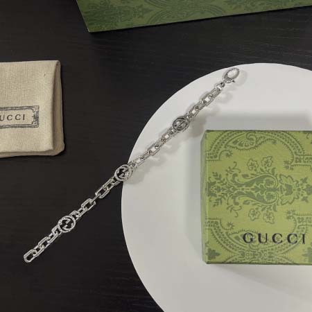 2025年9月26日入荷新品Gucci ネックレスギフト/誕生日/記念品/アクセサリーxin工場