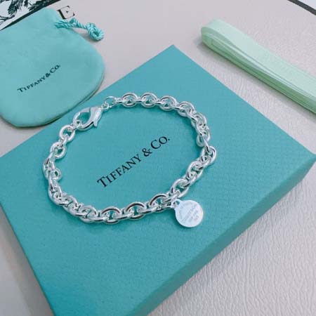 2025年9月26日入荷新品Tiffanyブレスレットギフト/誕生日/記念品/アクセサリーxin工場