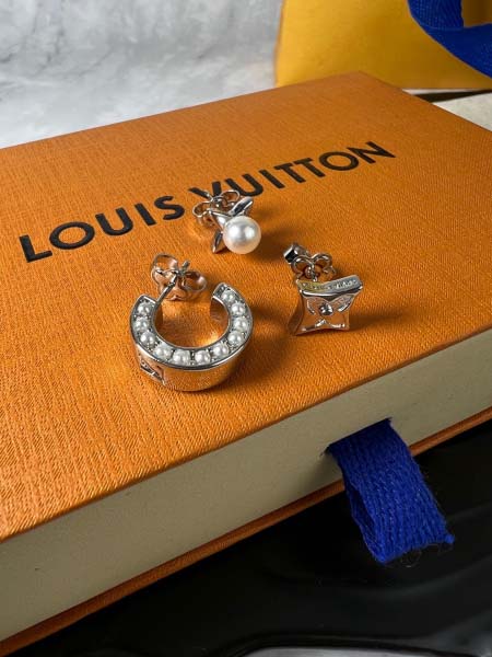 2025年9月26日入荷新品Louis Vuittonピアスギフト/誕生日/記念品/アクセサリーxin工場