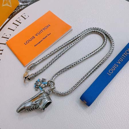 2025年9月26日入荷新品Louis Vuittonネックレスギフト/誕生日/記念品/アクセサリーxin工場
