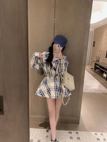 2025年9月26日入荷秋冬新作BURBERRYワンピースファッション/誕生日プレゼント/贈り物 can工場