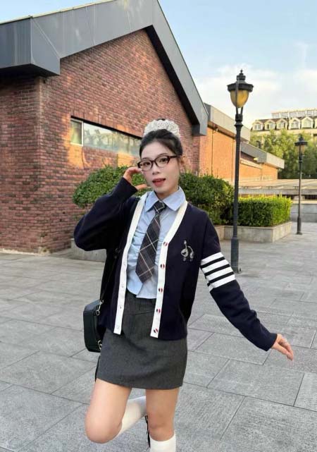 2025年9月26日入荷秋冬新作Thom Browneニットのセーターファッション/誕生日プレゼント/贈り物 can工場