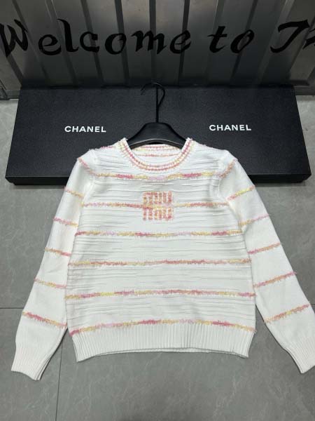 2025年9月26日入荷秋冬新作 miumiuニットのセーターファッション/誕生日プレゼント/贈り物 can工場