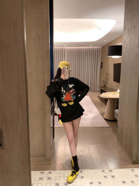 2025年9月27日入荷秋冬新作AMIセーターファッション/誕生日プレゼント/贈り物 can工場