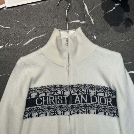 2025年9月27日入荷秋冬新作Dior ニットのセーターファッション/誕生日プレゼント/贈り物 can工場