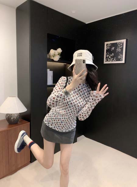 2025年9月27日入荷秋冬新作Louis Vuittonアンダーシャツファッション/誕生日プレゼント/贈り物 can工場