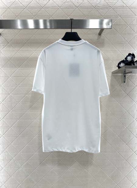 2025年9月27日入荷秋冬新作Louis Vuitton半袖 tシャツファッション/誕生日プレゼント/贈り物 can工場