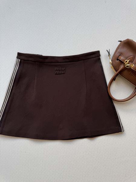 2025年9月28日入荷新作Miumiuレディース服高級N品人気/KL工場