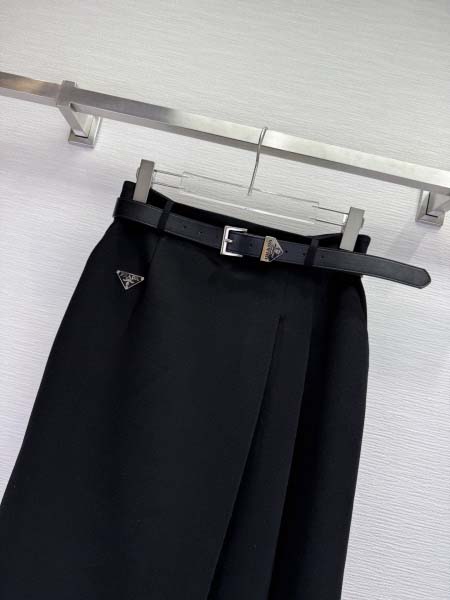 2025年9月28日入荷新作Pradaレディース服高級N品人気/KL工場