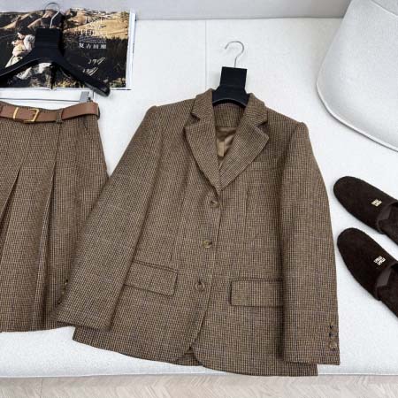 2025年9月28日入荷秋冬新作Miumiuレディース服高級N品人気/KL工場