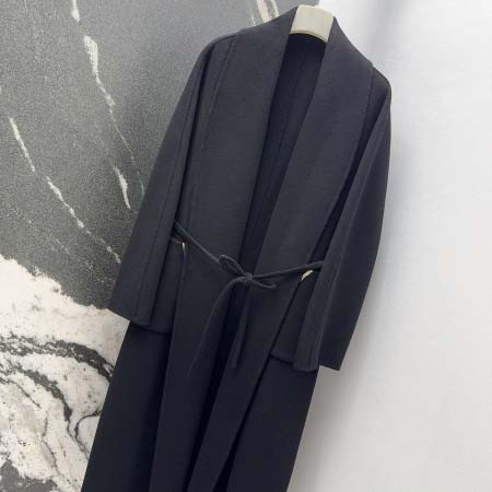 2025年9月29日入荷秋冬新作VALENTINOレディース服高級N品人気/KL工場