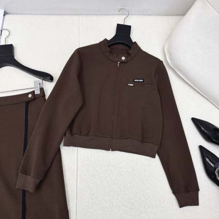 2025年9月29日入荷秋冬新作Miumiuセットレディース服高級N品人気/KL工場