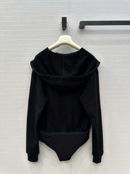 2025年9月29日入荷秋冬新作Alaiaレディース服原版復刻高級N品人気/KL工場