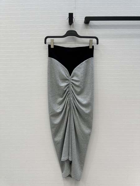 2025年9月29日入荷秋冬新作Alaiaレディース服原版復刻高級N品人気/KL工場