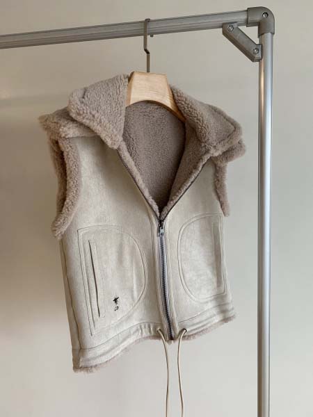 2025年9月30日入荷秋冬新作Dior ファッション/誕生日プレゼント/贈り物 can工場