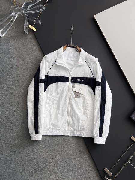 2025年9月1日入荷 新作Diorジャケット高級なプレゼン...