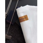 2025年9月1日入荷 新作Louis Vuitton半袖 tシャツ高級なプレゼント/誕生日プレゼント/高品質/メンツ/記念品/ wenzhou工場