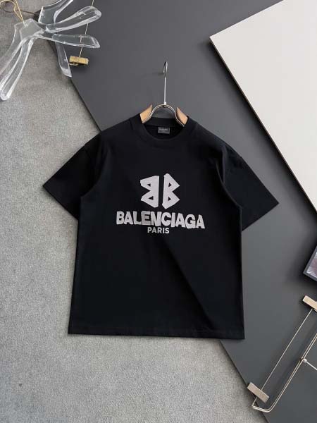 2025年9月1日入荷 新作Balenciaga半袖 tシャ...