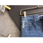 2025年9月1日入荷 新作Loeweジーパン高級なプレゼント/誕生日プレゼント/高品質/メンツ/記念品/ wenzhou工場