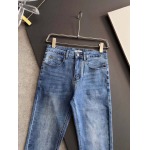 2025年9月1日入荷 新作Loeweジーパン高級なプレゼント/誕生日プレゼント/高品質/メンツ/記念品/ wenzhou工場