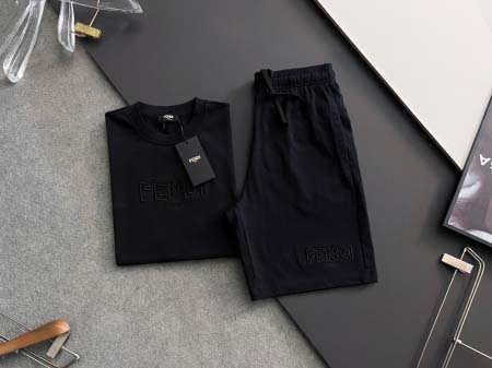 2025年9月1日入荷 新作Fendi半袖 tシャツ高級なプ...