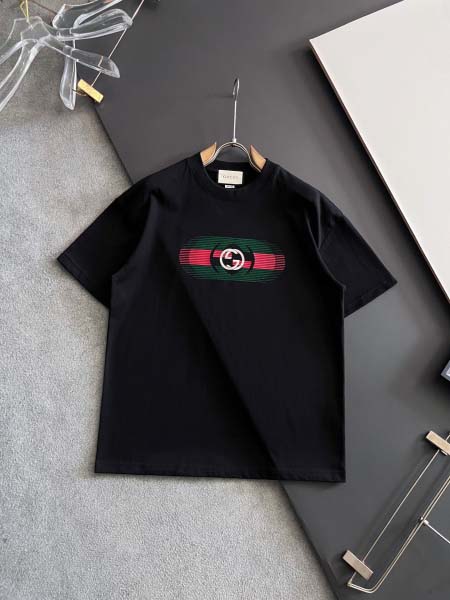 2025年9月1日入荷 新作Gucci半袖 tシャツ高級なプ...