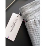 2025年9月1日入荷 新作Thom Browne半ズボン高級なプレゼント/誕生日プレゼント/高品質/メンツ/記念品/ wenzhou工場