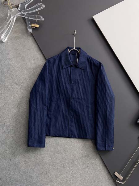 2025年9月1日入荷 新作Diorジャケット高級なプレゼン...