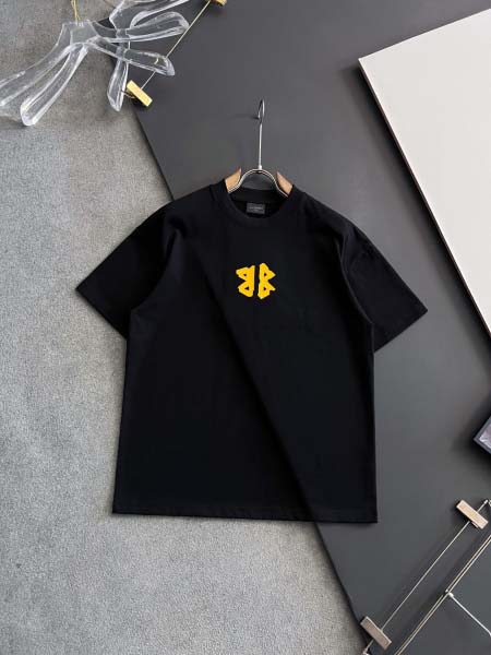 2025年9月1日入荷 新作Balenciaga半袖 tシャ...