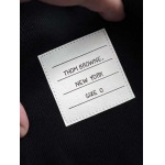 2025年9月1日入荷 新作Thom Browneニットの半袖高級なプレゼント/誕生日プレゼント/高品質/メンツ/記念品/ wenzhou工場