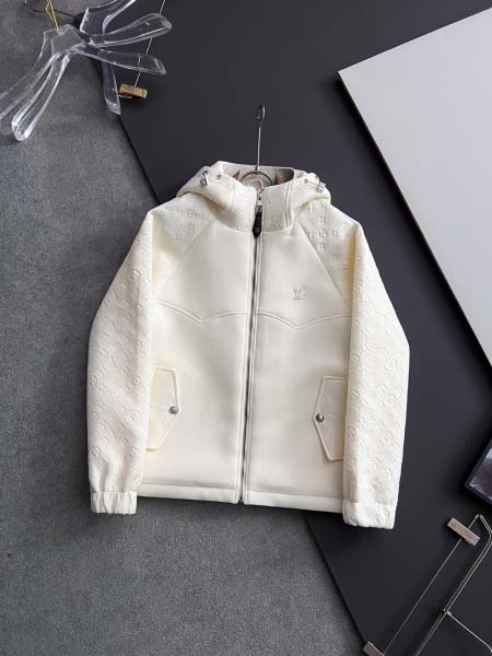 2025年9月1日入荷 新作Louis Vuittonジャケ...