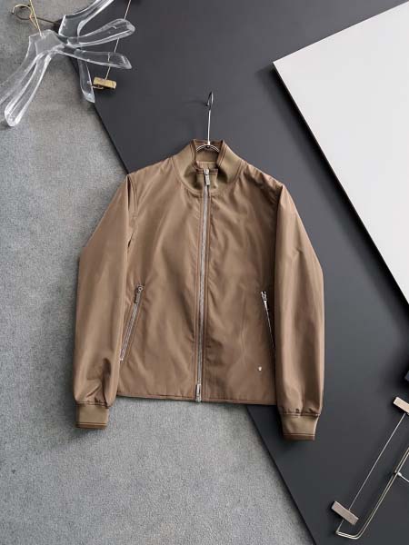 2025年9月1日入荷 新作Diorジャケット高級なプレゼン...