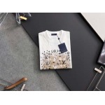 2025年9月2日入荷 新作Louis Vuitton半袖 tシャツ高級なプレゼント/誕生日プレゼント/高品質/メンツ/記念品/ wenzhou工場