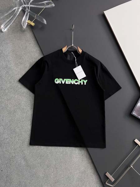 2025年9月2日入荷 新作Givenchy半袖 tシャツ高...