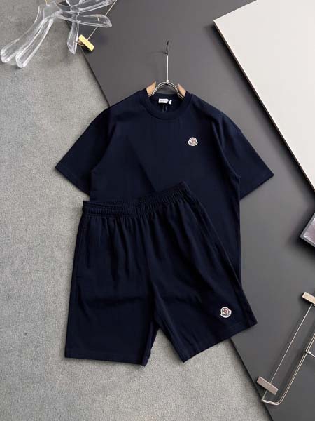 2025年9月2日入荷 新作Moncle上下高級なプレゼント...