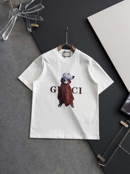 2025年9月2日入荷 新作Gucci半袖 tシャツ高級なプ...