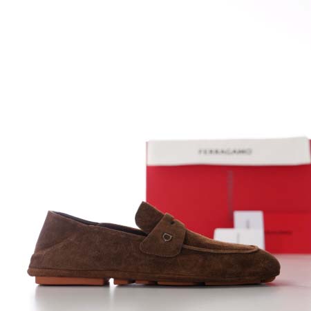 2025年9月2日入荷新作Ferragamo靴原版復刻人気で...