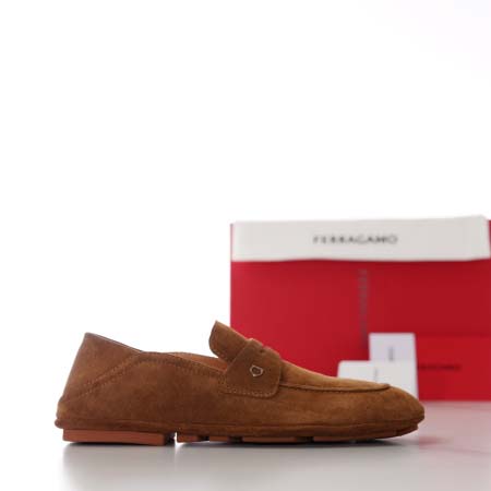 2025年9月2日入荷新作Ferragamo靴原版復刻人気で...