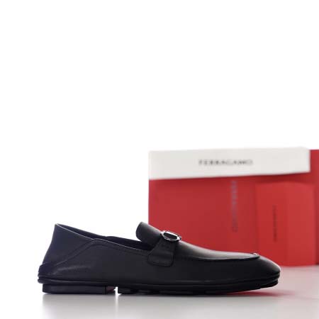 2025年9月2日入荷新作Ferragamo靴原版復刻人気で...