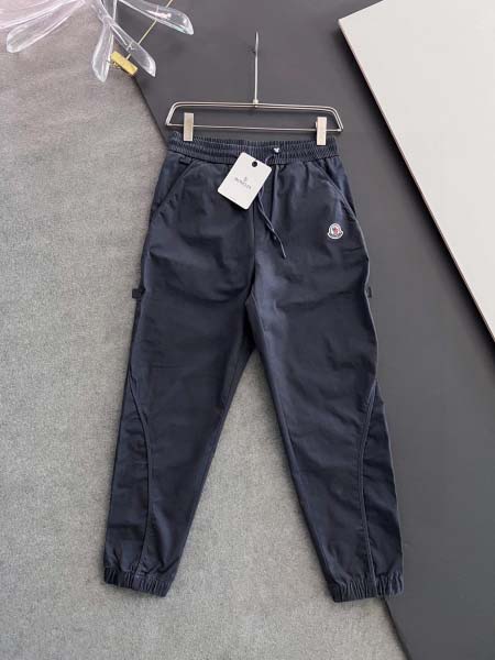 2025年9月3日入荷 新作Monclerズボン高級なプレゼ...