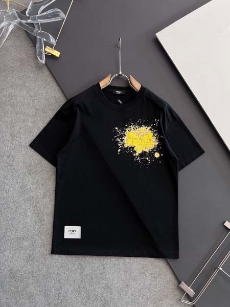 2025年9月3日入荷 新作Fendi半袖 tシャツ高級なプ...