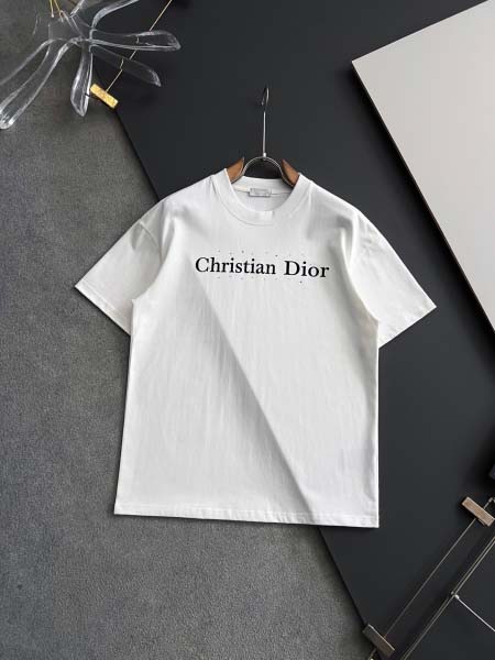 2025年9月3日入荷 新作Dior半袖 tシャツ高級なプレ...