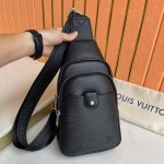 2025年9月4日入荷新作Louis Vuitton/人気/本革/バッグ 人気 おすすめ 父の日 誕生日/ギフト プレゼント 結婚式男友達の誕生日プレゼント