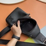 2025年9月4日入荷新作Louis Vuitton/人気/本革/バッグ 人気 おすすめ 父の日 誕生日/ギフト プレゼント 結婚式男友達の誕生日プレゼント