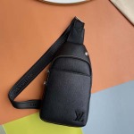 2025年9月4日入荷新作Louis Vuitton/人気/本革/バッグ 人気 おすすめ 父の日 誕生日/ギフト プレゼント 結婚式男友達の誕生日プレゼント