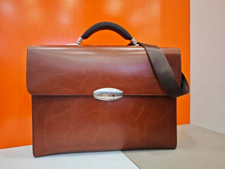 2025年9月4日入荷新作Montblanc/人気/本革/バ...