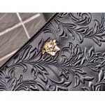 2025年9月4日入荷新作Versace /人気/本革/バッグ 人気 おすすめ 父の日 誕生日/ギフト プレゼント 結婚式男友達の誕生日プレゼント