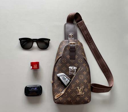 2025年9月4日入荷新作Versace /人気/本革/バッ...