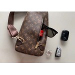 2025年9月4日入荷新作Versace /人気/本革/バッグ 人気 おすすめ 父の日 誕生日/ギフト プレゼント 結婚式男友達の誕生日プレゼント